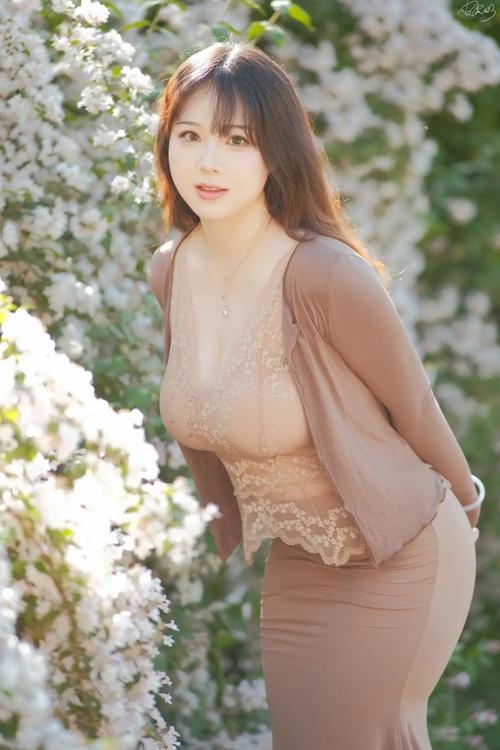 熟女少妇国内精品一区二区的相关介绍