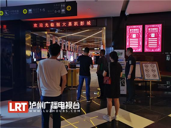 小嫩美女直喷白浆的相关介绍