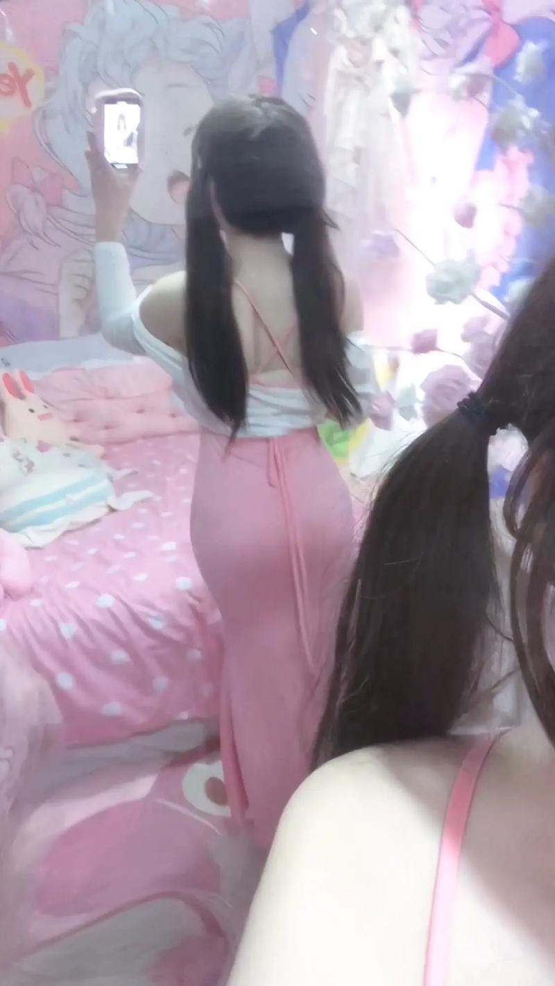 动漫男女裸交的相关介绍