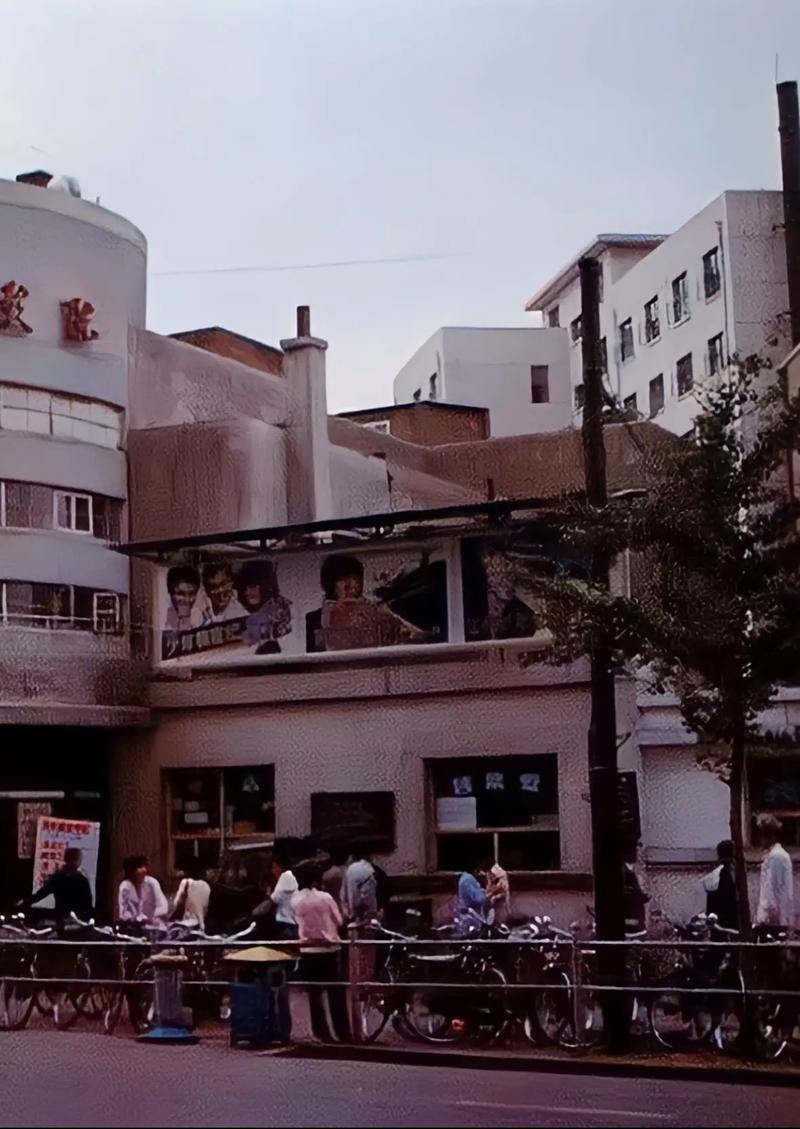 久久久片的相关介绍