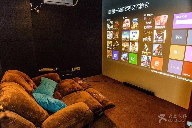 一边舔一边亲的相关介绍