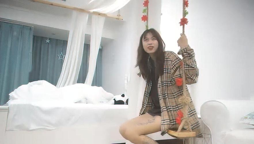 少妇av一区二区的相关介绍
