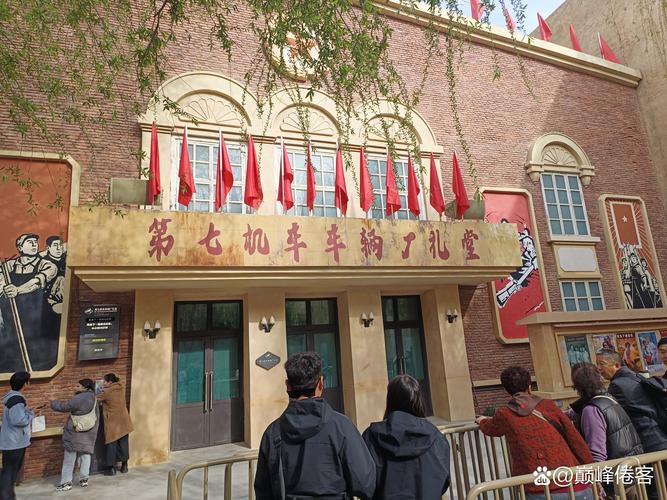 超碰人妻爱爱的相关介绍