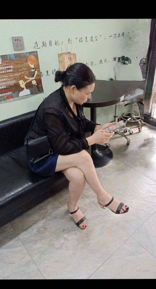 操的美女流白浆视频的相关介绍