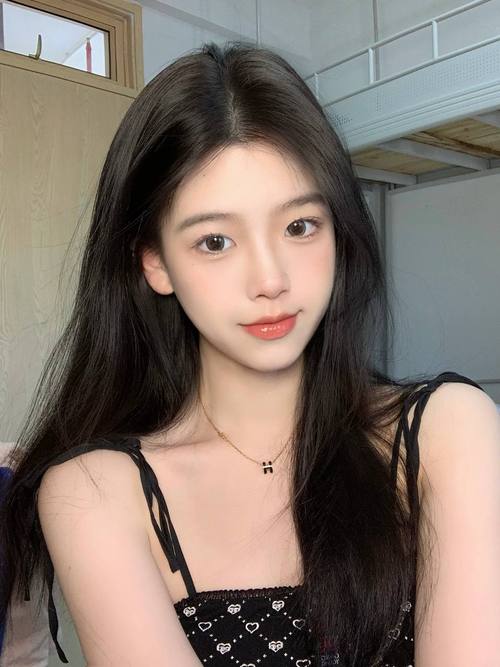 手掌黄色是什么原因女性的相关介绍