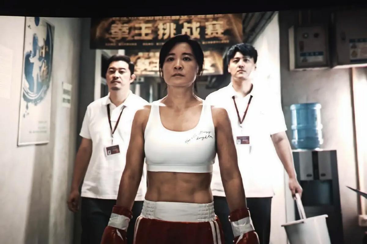 俄罗斯肥妇毛片的相关介绍