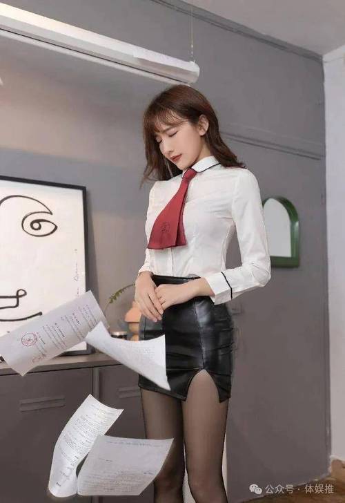欧美顶级熟妇乱强伦的相关介绍