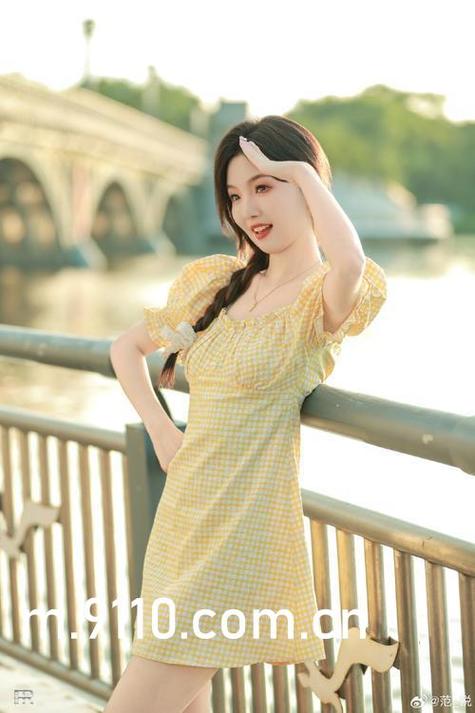 把美女操哭的相关介绍