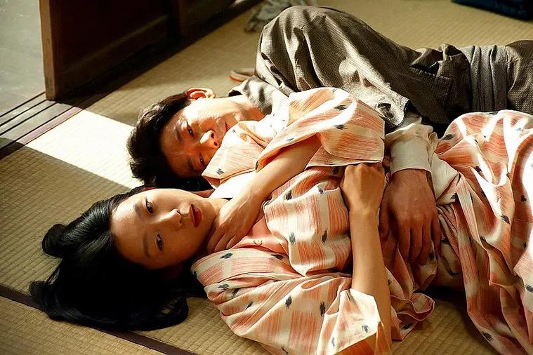 蜜桃少妇人妻一区二区视频的相关介绍